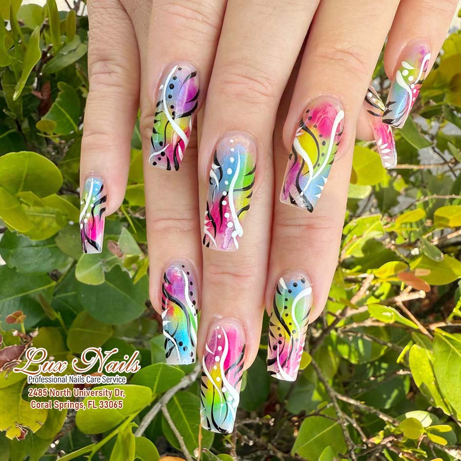 Lux Nails