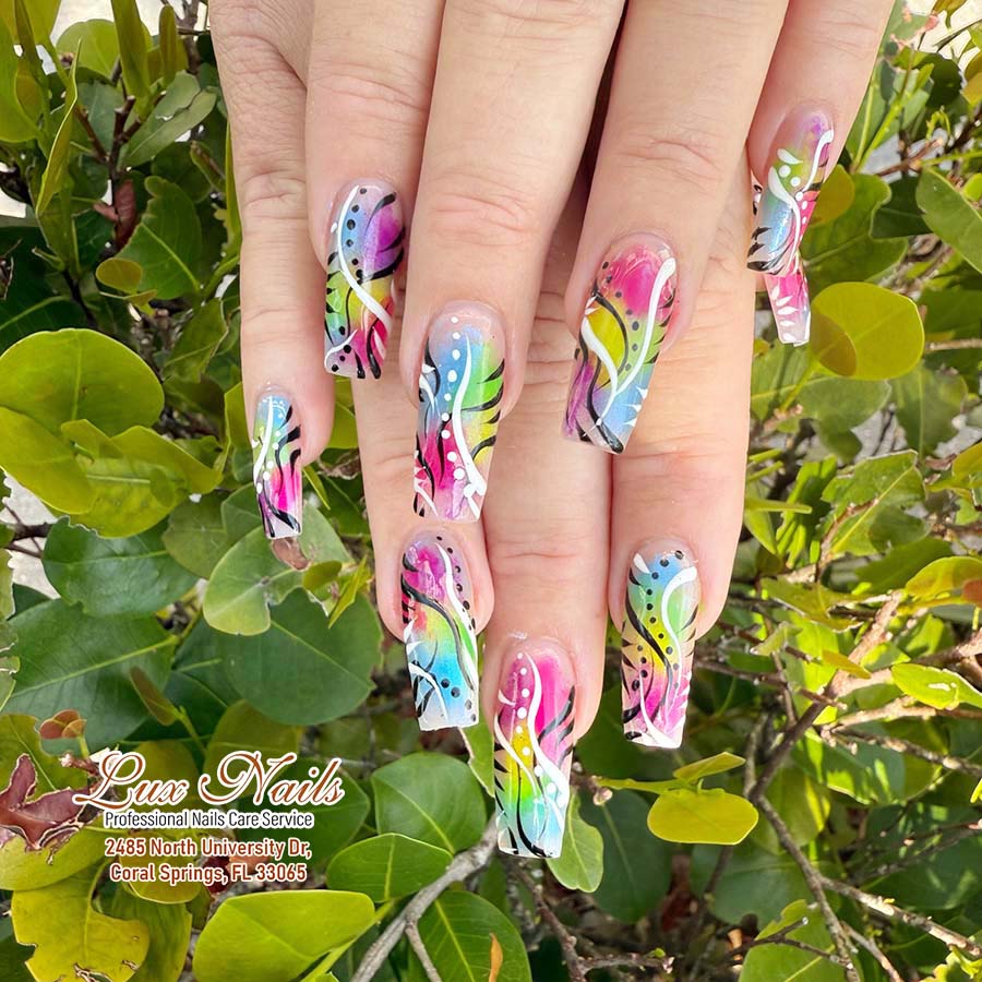 Lux Nails