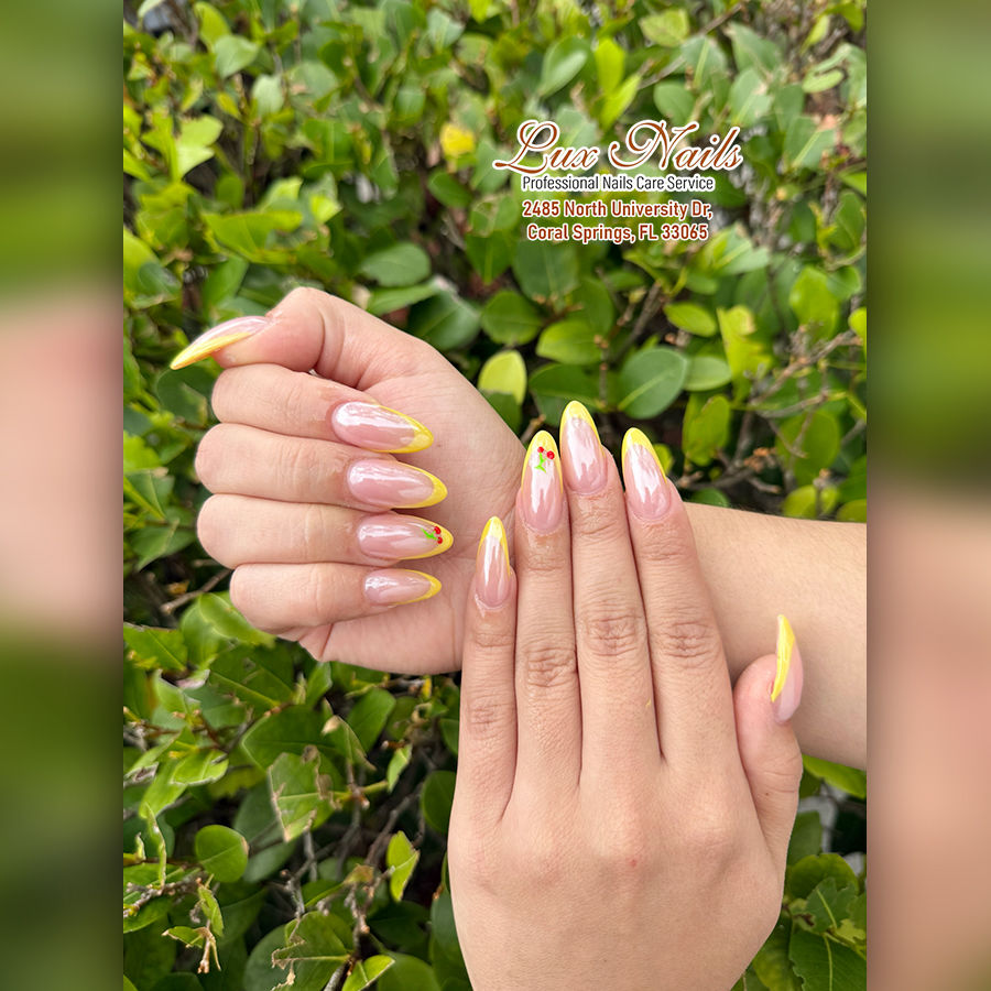 Lux Nails & Lashes (1)