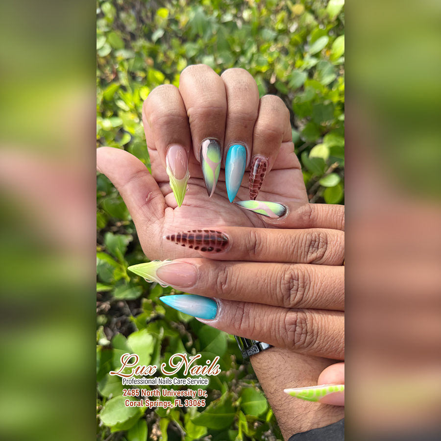 Lux Nails & Lashes (4)
