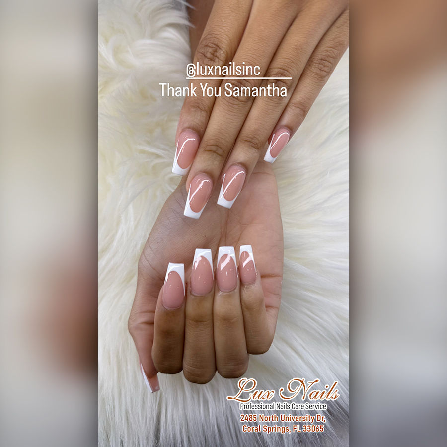 Lux Nails & Lashes (5)