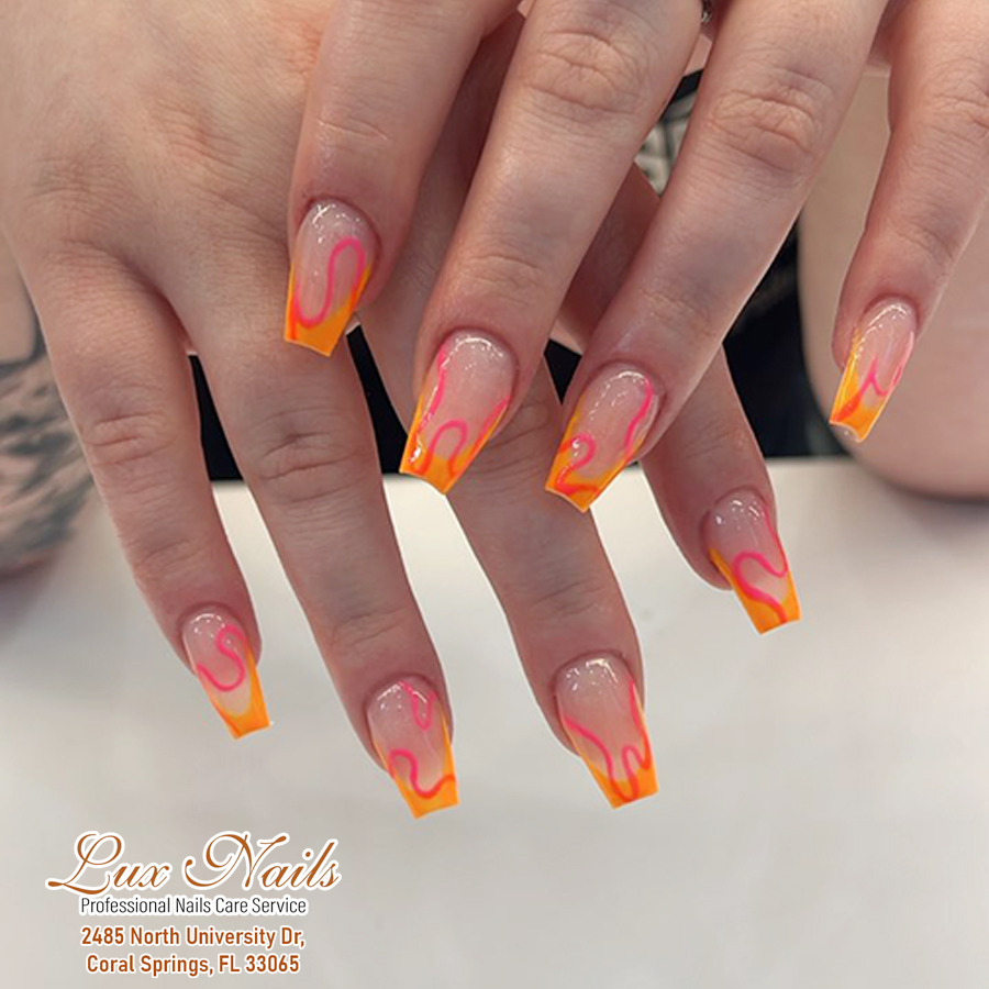 Beautiful &amp; Trending Nail Design